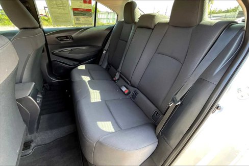 Used 2024 Toyota Corolla LE image 40