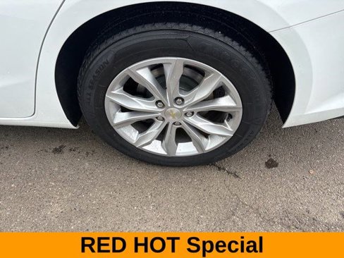 Used 2021 Chevrolet Malibu LT image 45