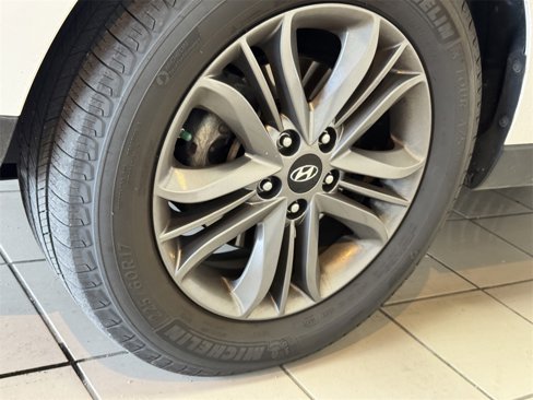 Used 2015 Hyundai Tucson SE image 15