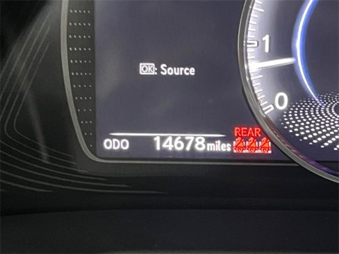 Used 2023 Lexus ES 350 w/ Premium Package image 18