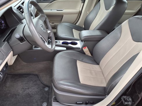 Used 2011 Mercury Milan Premier image 5