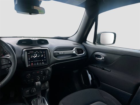 Used 2021 Jeep Renegade Latitude image 24