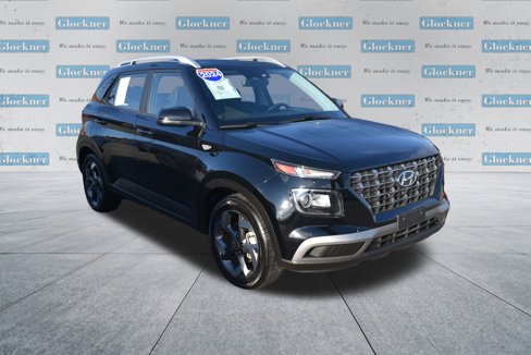 Used 2024 Hyundai Venue SEL image 3