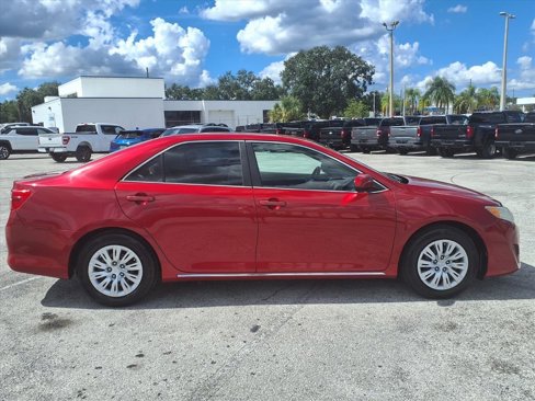 Used 2012 Toyota Camry LE image 8
