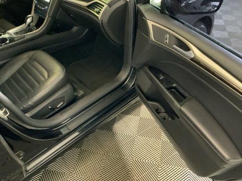 Used 2013 Ford Fusion SE image 36