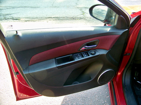 Used 2012 Chevrolet Cruze LT w/ RS Package image 18