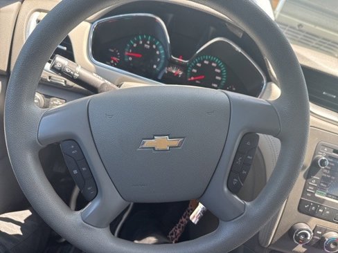 Used 2017 Chevrolet Traverse LS image 5