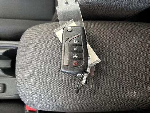 Used 2023 Toyota Corolla LE image 28