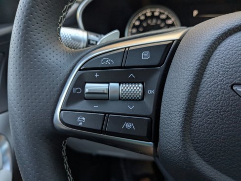 New 2025 Genesis G70 2.5T image 18