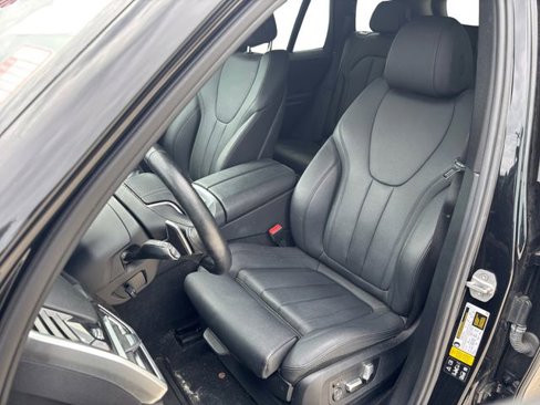 Used 2020 BMW X5 xDrive40i w/ Premium Package image 22