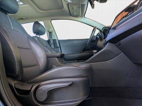 Used 2021 Kia Niro Touring image 20
