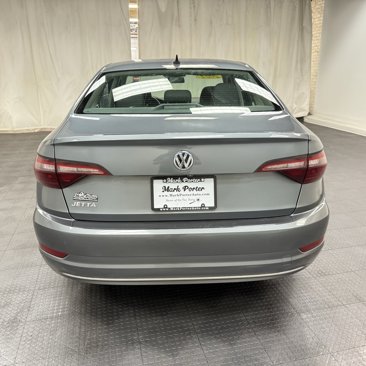 Used 2021 Volkswagen Jetta image 4