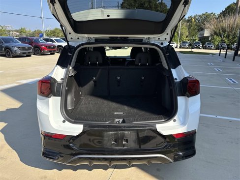 Used 2024 Buick Encore GX Sport Touring w/ Comfort Package image 8