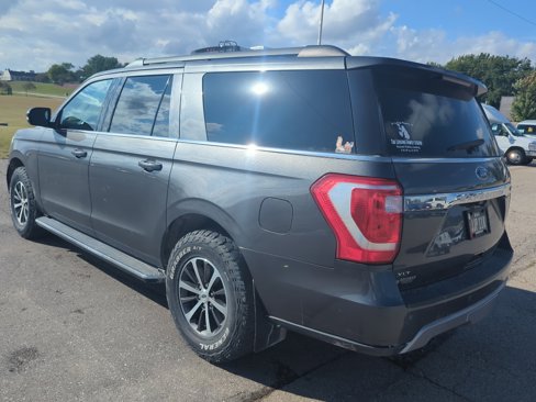 Used 2018 Ford Expedition Max XLT w/ Equipment Group 202A image 4