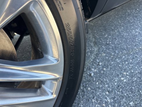 Used 2017 Ford Explorer Limited image 37