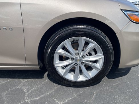 Used 2024 Chevrolet Malibu LT image 14
