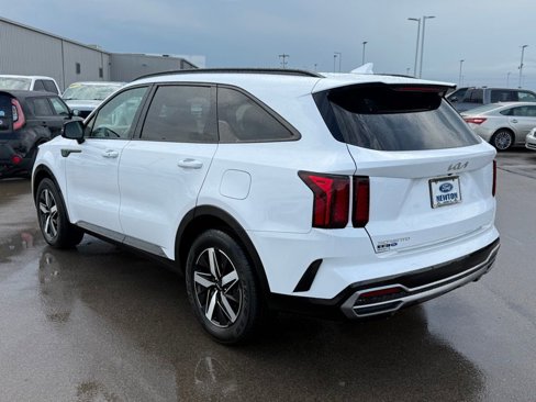 Used 2023 Kia Sorento S w/ Panoramic Sunroof Package image 38