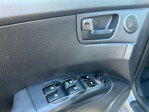 Used 2009 Kia Sportage LX image 12
