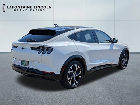 Used 2022 Ford Mustang Mach-E Premium image 5