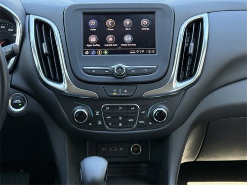 Used 2024 Chevrolet Equinox LT image 23