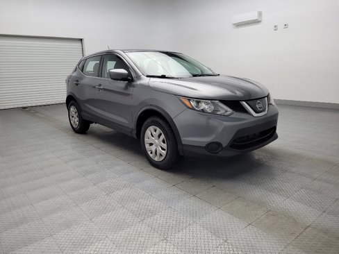 Used 2018 Nissan Rogue Sport S image 13