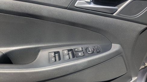 Used 2017 Hyundai Tucson SE image 38