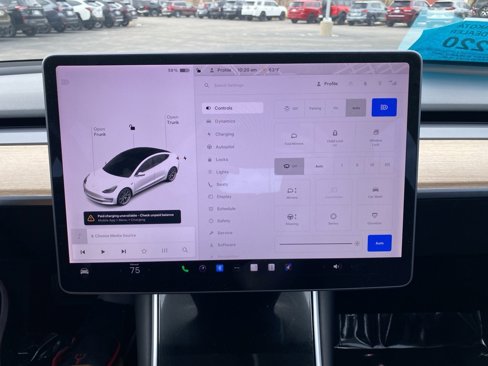 Used 2018 Tesla Model 3 Long Range image 16