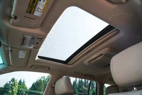 Used 2013 Toyota Land Cruiser image 18