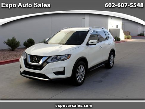 Used 2020 Nissan Rogue SV image 1