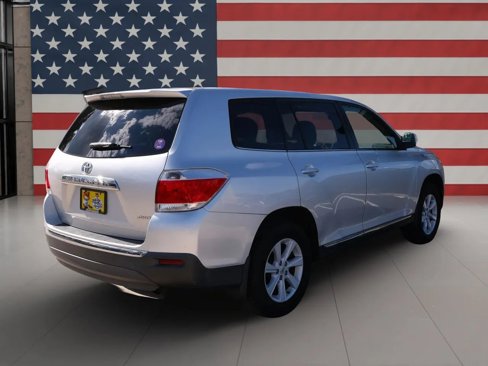 Used 2013 Toyota Highlander 4WD image 5