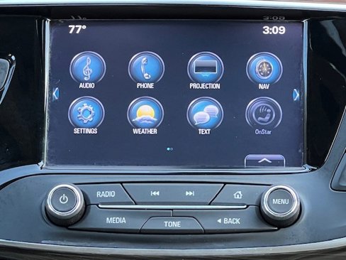 Used 2020 Buick Envision Essence w/ Experience Buick Package image 23