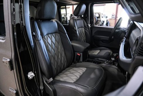 Used 2024 Jeep Wrangler Unlimited Sport image 69