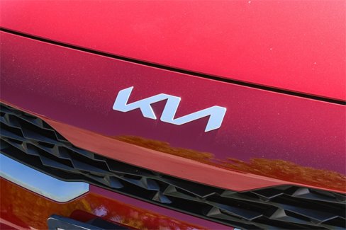 Used 2023 Kia Forte LXS w/ LXS Technology Package image 12