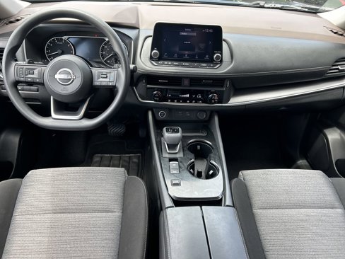 Used 2023 Nissan Rogue SV image 13