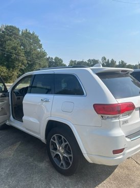 Used 2020 Jeep Grand Cherokee Overland image 2