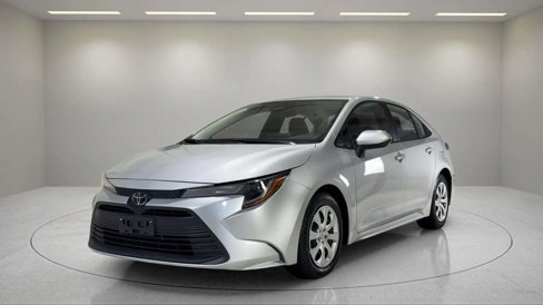 Used 2024 Toyota Corolla LE image 14