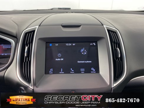 Used 2016 Ford Edge Titanium image 22