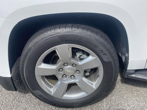 Used 2019 Chevrolet Tahoe LS w/ All-Season Package image 8