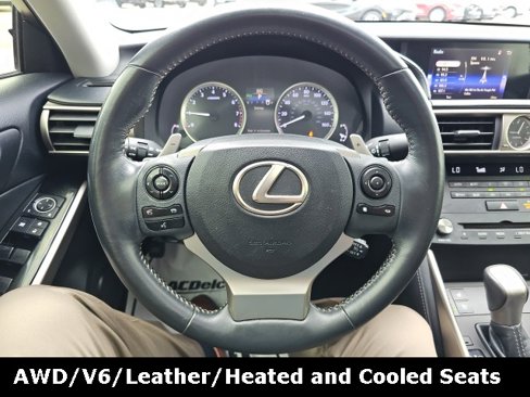 Used 2015 Lexus IS 250 AWD image 12