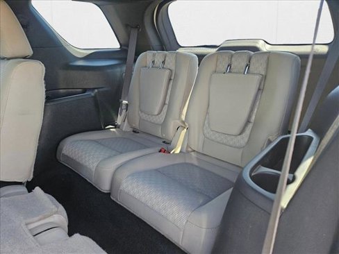 Used 2012 Ford Explorer XLT w/ Class III Trailer Tow Pkg image 11