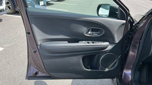 Used 2022 Honda HR-V EX-L image 6