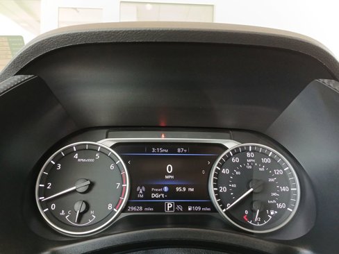 Used 2024 Nissan Sentra SV image 11