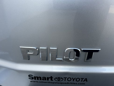 Used 2014 Honda Pilot Touring image 8