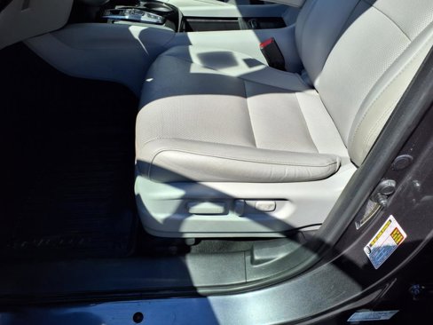 Used 2017 Honda Pilot Elite image 13