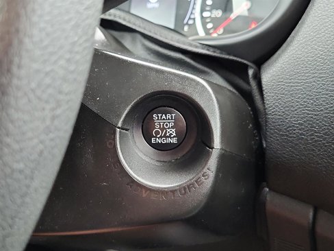 Used 2020 Jeep Renegade Sport w/ Sport Appearance Group image 16