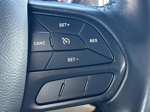 Used 2021 Dodge Charger SXT image 12