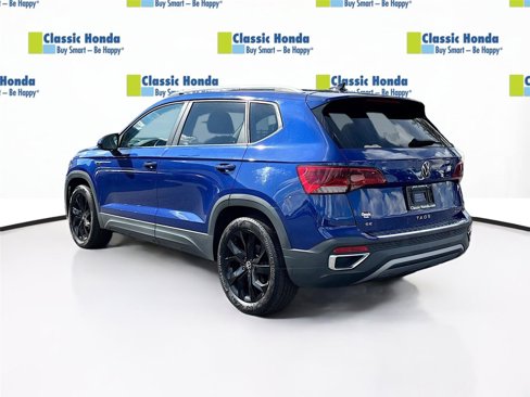 Used 2022 Volkswagen Taos SE image 5