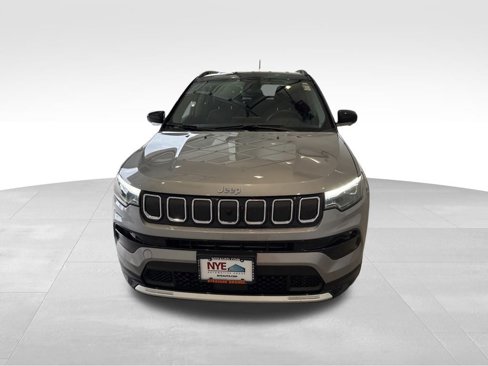 Used 2022 Jeep Compass Limited w/ Elite Group image 9