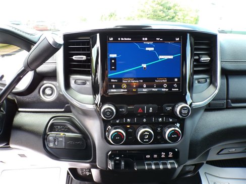 Used 2021 RAM 3500 Laramie image 31