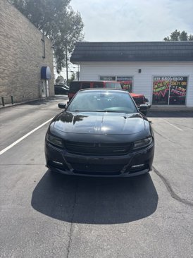 Used 2018 Dodge Charger GT image 1